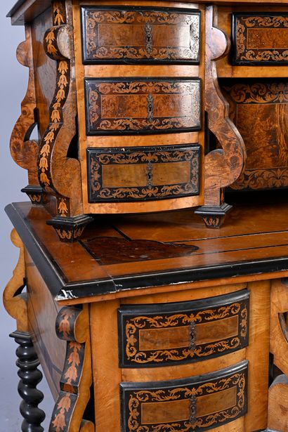 null Mazarin desk, attributed to Thomas Hache (1664-1747), first quarter of the 18th...