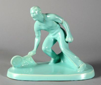 null Statue en céramique «Volée basse» de Charles Catteau (1880-1966). Monogramée...