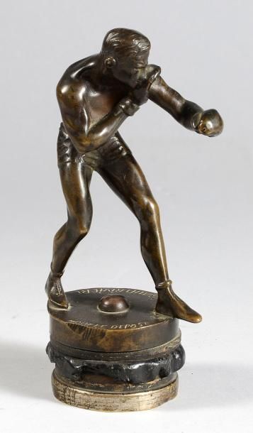 null Sculpture en bronze. «Boxeur». Circa 1920. Signée Maurice Guiraud Rivière (1881-1947)....