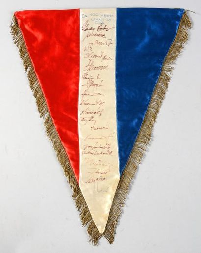 null Fanion du Tournoi de France 1969 à Paris pour la rencontre entre la Tchécoslovaquie...