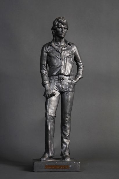 null JOHNNY HALLYDAY
1 statue in cast iron of Johnny Hallyday, prototype manufactured...