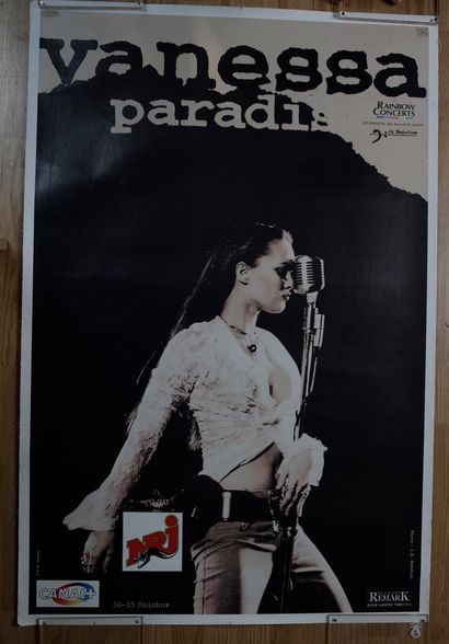 null VANESSA PARADIS (1972)
1 affiche pour annoncer les concerts «Natural High
Tour»...