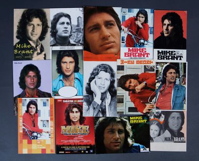 null MIKE BRANT
1 set of 13 promotional cards of the artist, published between 1970...