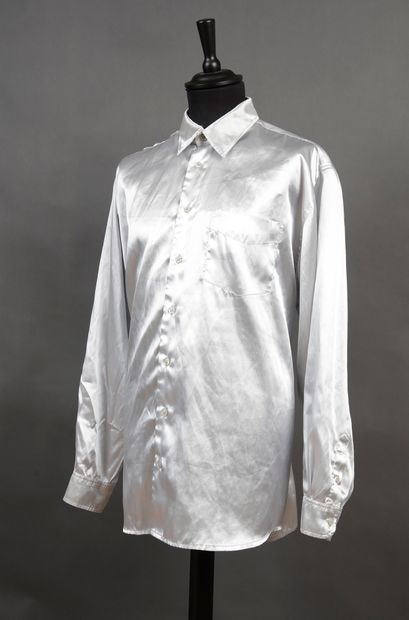 null CLAUDE FRANÇOIS
1 shirt worn on television by the singer in 1971.
Made in the...
