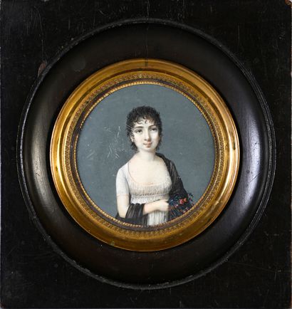 École française vers 1800. Round miniature portrait, unsigned, of a young girl in...