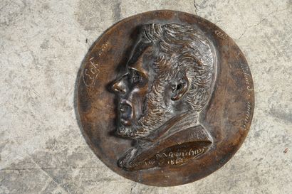 Etienne Hyppolite MAINDRON (1801-1884) Portrait of a man in profile Bronze medallion...