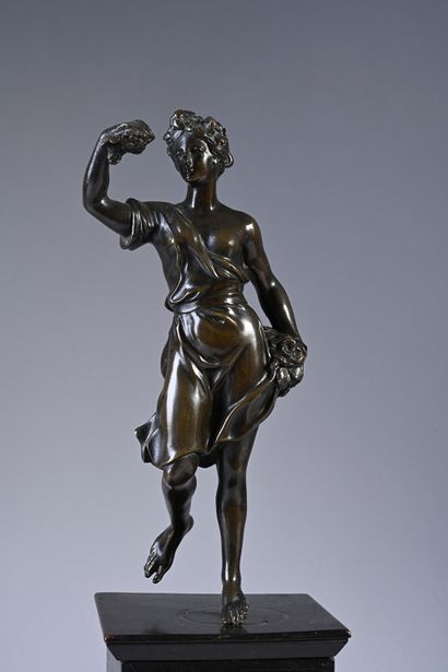 D'après François Girardon (1628-1715) L'Aurore ou Flore.
Bronze.
Début du XVIIIe...