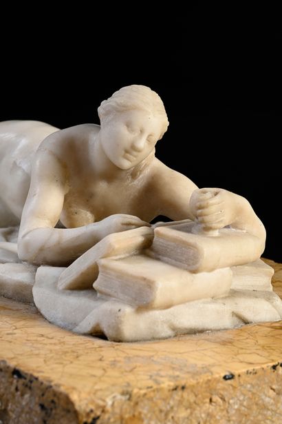 École Allemande du XVIIIe siècle Venus under study
Sculpture in alabaster on a marble...