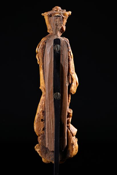 null Virgin Mary in sculpted and engraved wax. Standing on clouds with engraved phylactery...