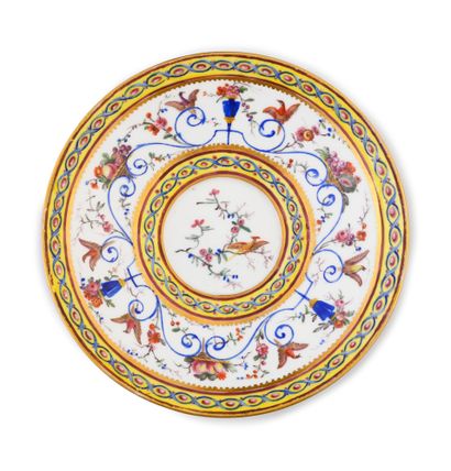 null 18th century Sèvres porcelain saucer
Marks in blue with two interlaced L, letters...