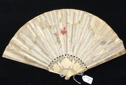 null Pretty flowers, Europe, circa 1820
Folded fan, the cream silk leaf embroidered...