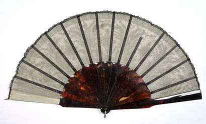 null 49 bis
Sequins and lace, circa 1880 
Folded fan, the leaf in black lace, with...