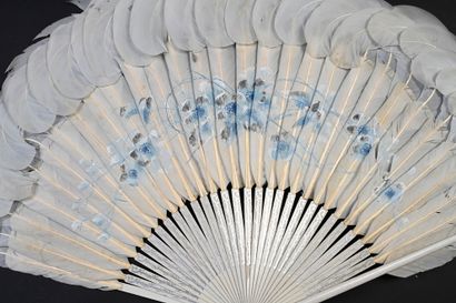 null White feathers, Europe, circa 1890-1900
Feather fan painted in blue monochrome...