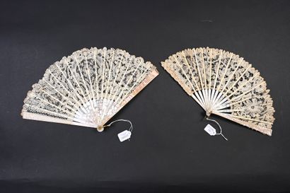 null Two fans, Europe, circa 1900 
*One, the leaf in bobbin lace decorated with three...