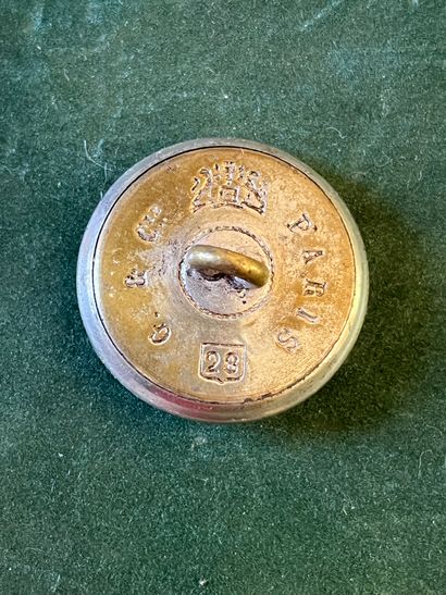 null Button for the crew of H.R.H. the Count of Paris (1878-1886)