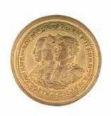 null Petite médaille ronde, en métal doré, souvenir du mariage de Napoléon Ier, avec...