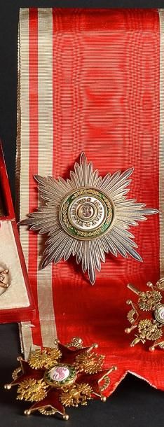 null Ensemble de 1ère classe de l'Ordre de Saint-Stanislas, comprenant l'insigne...