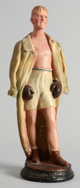 null Statue en plâtre à l?effigie de Georges Carpentier. Circa 1920. Patine polychrome....