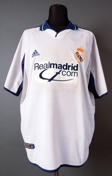 null Maillot porté par Luis Figo N°10 avec l?équipe du Real Madrid lors de la saison...