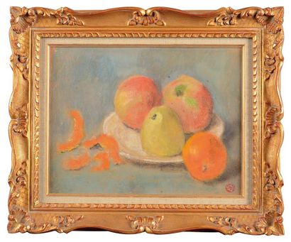 Marthe Orant (1879-1960) Nature morte aux fruits Pastel. Cachet de l'atelier en bas...