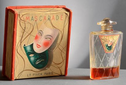 L.T.PIVER «Mascarade» - (années 1920) Présenté dans son coffret carré en carton gainé...