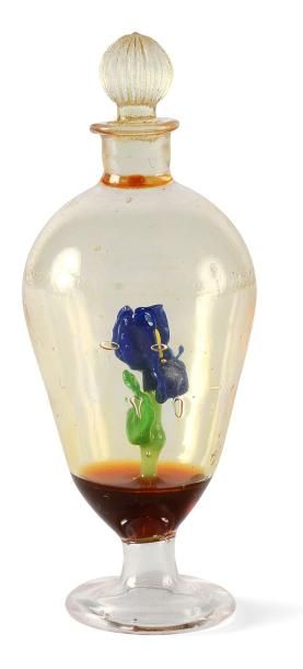 Pierre Dune - (années 1950) Flacon en verre incolore soufflé moulé en forme d'urne...