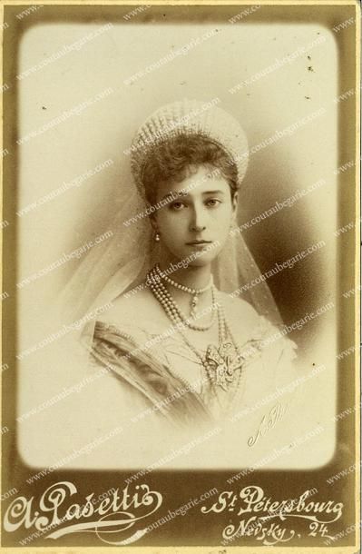 null Alexandra Feodorovna, imperatrice de Russie. Portrait photographique de Pasetti...