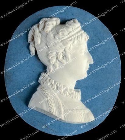 null Marie-Therese, duchesse d'Angouleme. Médaillon ovale en biscuit façon Wedgwood,...
