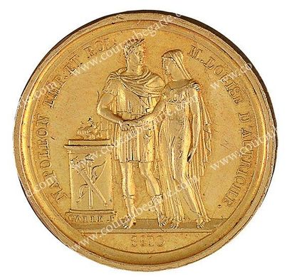null Napoleon Ier et Marie-Louise. Médaille en or frappée à l'occasion de leur mariage,...