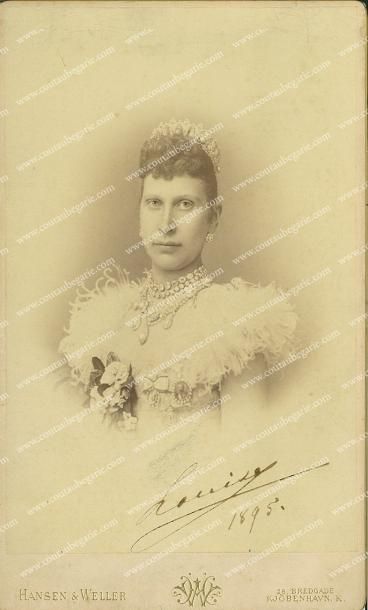null Louise, reine de Danemark (1851-1926). Portrait photographique de Hansen & Weller,...