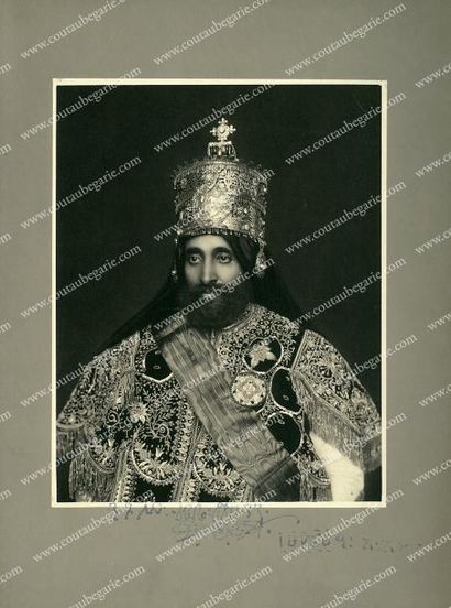 null Haile Selassie Ier, empereur d'Ethiopie (1892-1975). Portrait photographique...