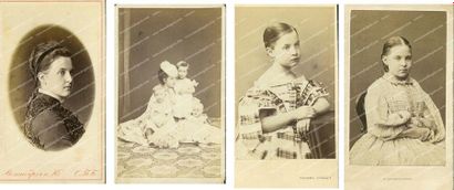 null Olga, reine de Grece, nee grande-duchesse de Russie, (1851-1931). Lot de 9 portraits...