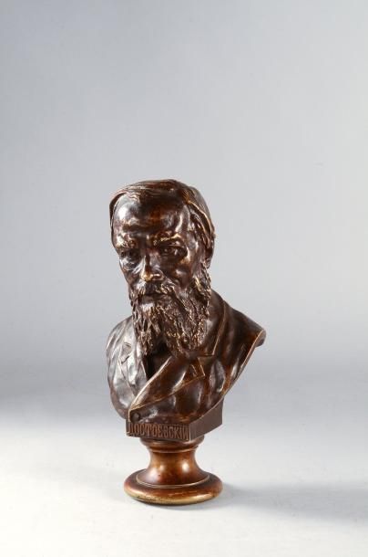 BACH Robert Robertovitch (1859-1933) Buste de Féodor Dostoïevski (1821-1891)/ Bronze...
