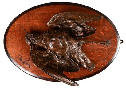 JULES MOIGNEZ (1835 - 1894) Nature morte au vanneau. Bronze à patine médaille sur...