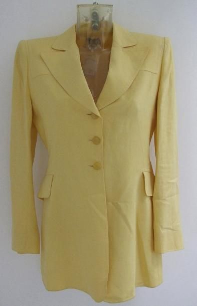 HERMES Veste longue en lin jaune paille dite cavalière T40 3 boutons de nacre ton/ton...