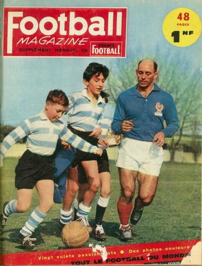null Ensemble de 9 reliures comportant la revue Football Magazine du N° 1 de 1960...