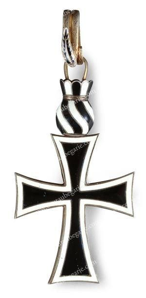 null Croix du «Konventual» (Allemagne). En forme de croix latine en métal doré et...