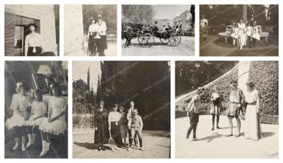 null Famille Impériale Russe et famille royale Grecque. Album contenant 37 photographies...