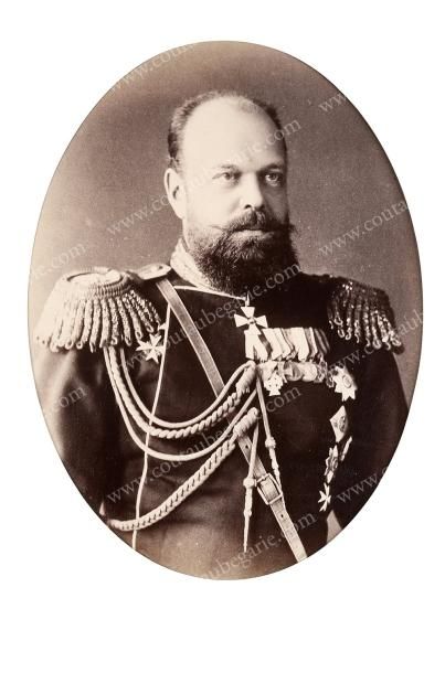 null ALEXANDRE III, empereur de Russie (1845-1894). Portrait photographique de forme...