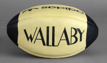 null Ballon officiel Adidas, modèle Wallaby, utilisé à partir de 1992. En cuir 4...