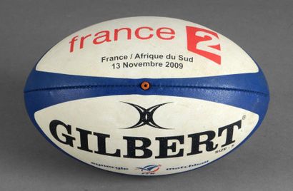 null Ballon officiel utilisé lors du test match entre l'équipe de France et l'Afrique...
