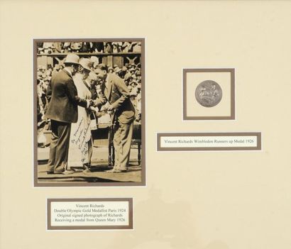 null Médaille de Vincent Richards (1903-1959) finaliste du Tournoi de double de Wimbledon...