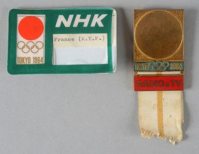 1964. Tokyo. Badge officiel «Presse». En...