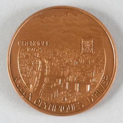 1968. Grenoble. Médaille officielle de participant....