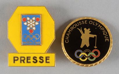 1968. Grenoble. Badge officiel «Presse»....