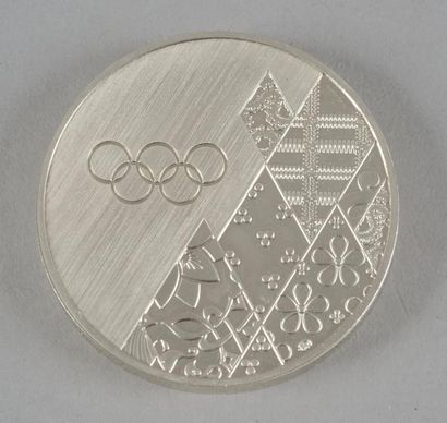 null 2014. Sotchi. Médaille officielle de participant. Diamètre 50 mm.