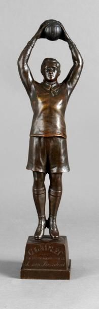 null Sculpture en bronze «La Touche». Circa 1930. Patine brune. Hauteur 46 cm.