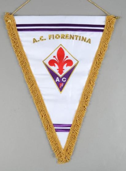 Fanion brodé de l'A.C Fiorentina. Dim. 35...