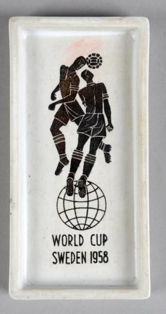 null Vide poche à l'effigie de la Coupe du Monde 1958 en Suède ayant appartenu à...