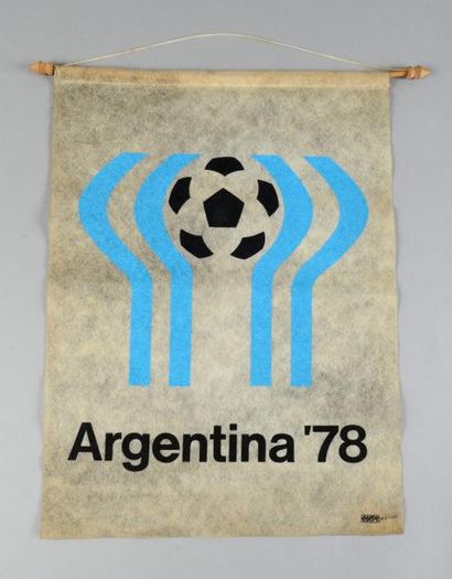 null Fanion en feutre de la Coupe du Monde 1978 en Argentine. Fanion présent dans...